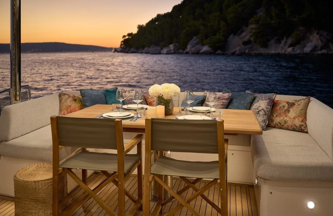 An image of Hideaway yacht