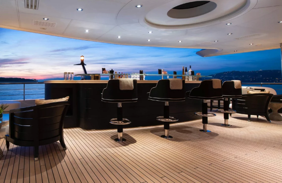 An image of Sunrays yacht