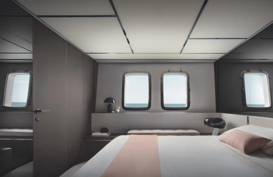 An image of Hm 1 yacht