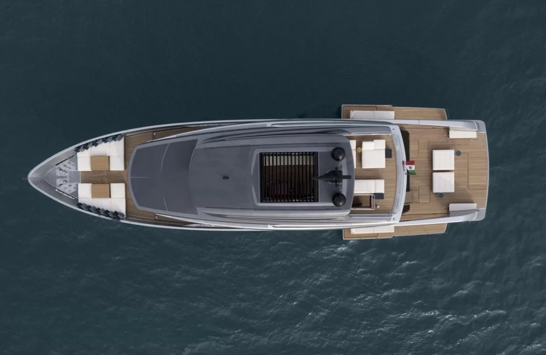 An image of Hm 1 yacht