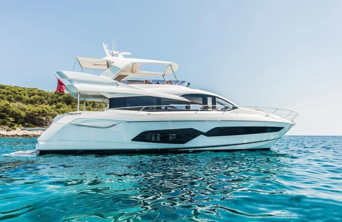 An image of Hunky Dory Of yacht