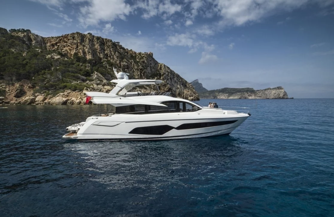 An image of Hunky Dory Of yacht
