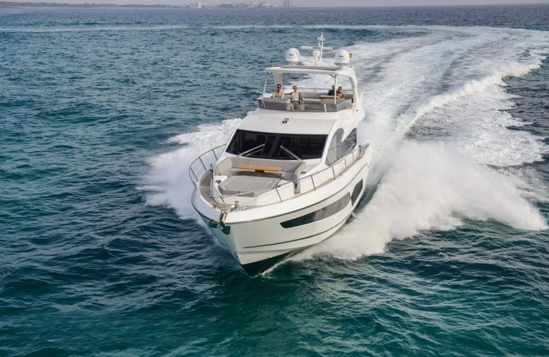 An image of Hunky Dory Of yacht