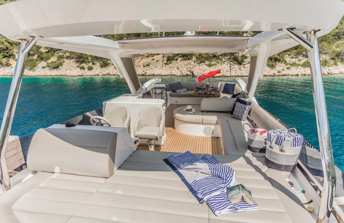 An image of Hunky Dory Of yacht