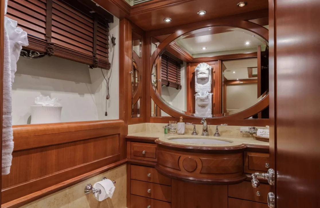 An image of Jo I yacht