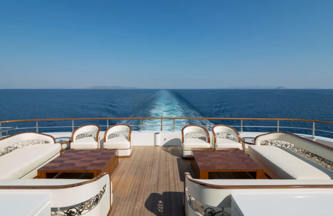 An image of Elements yacht