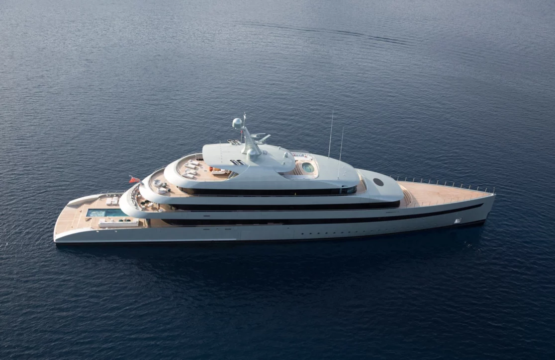An image of Savannah yacht
