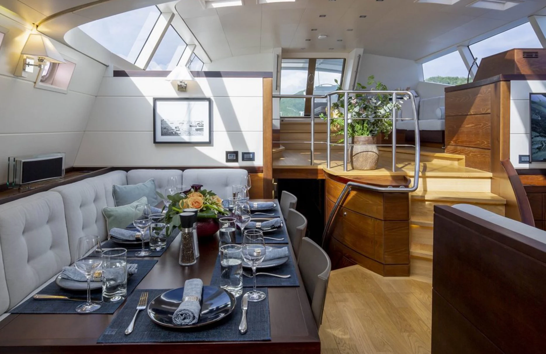 A preview of interior Dining