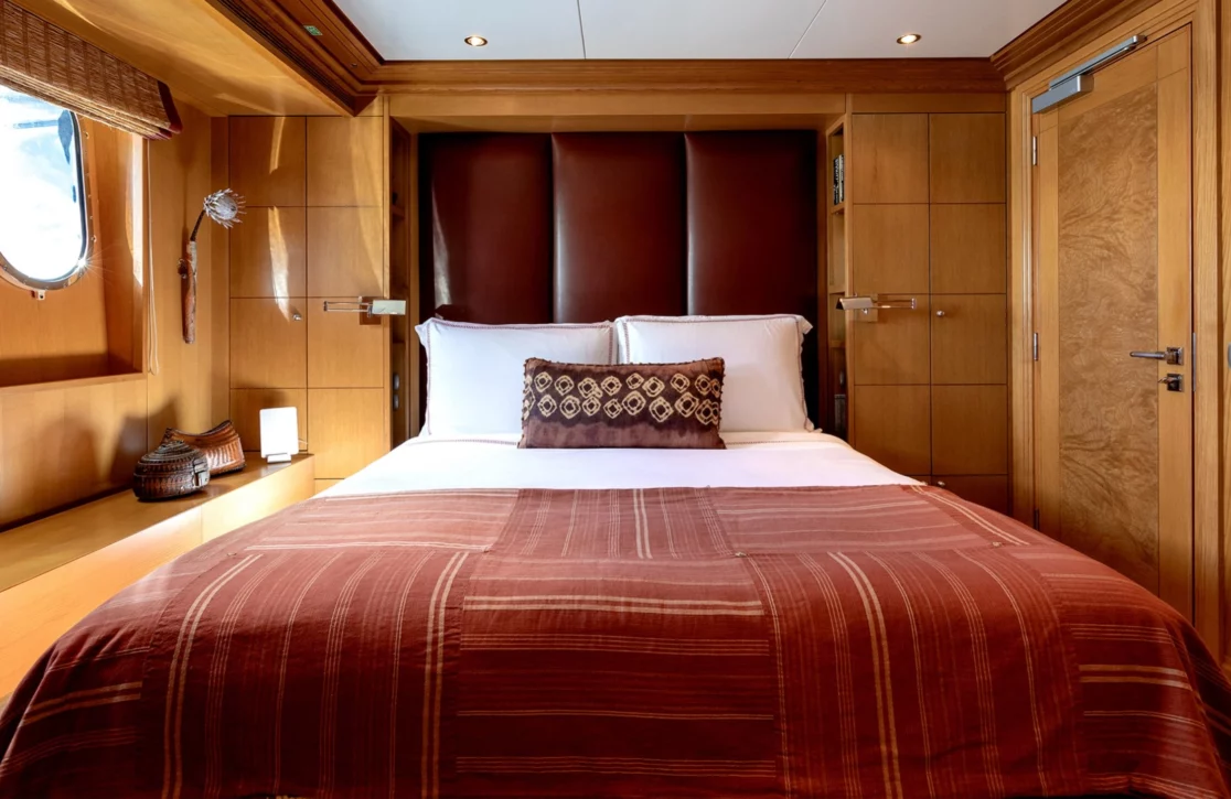 An image of Treehouse yacht