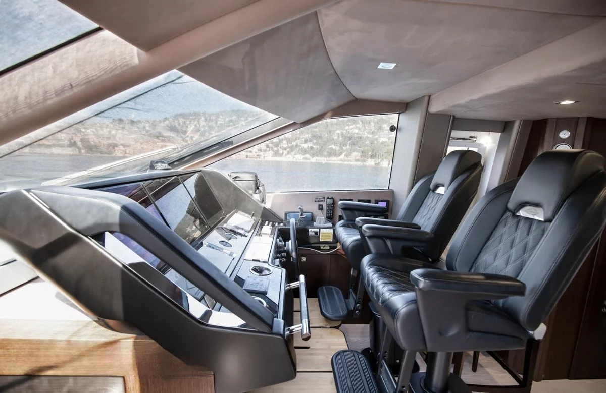A preview of interior Bridge driving area
