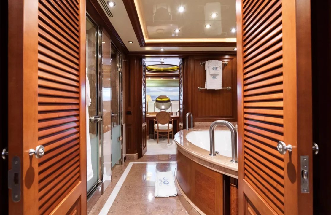 An image of Jo I yacht