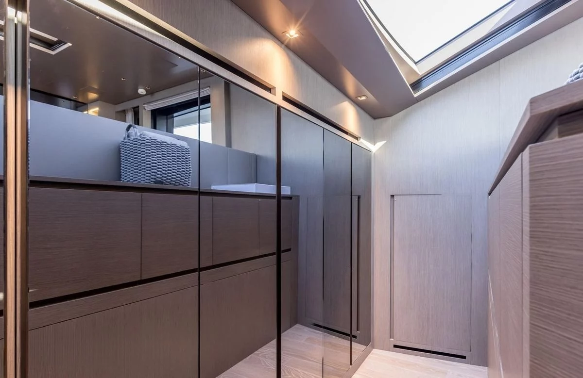 A preview of interior Closet