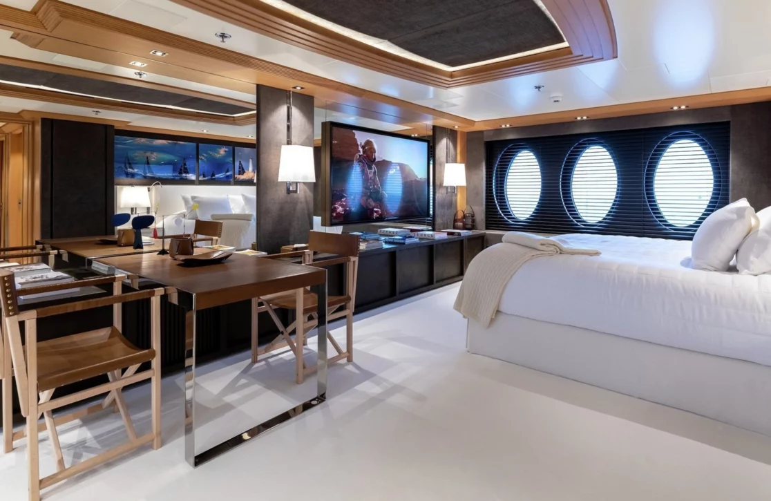 An image of Deja Too yacht