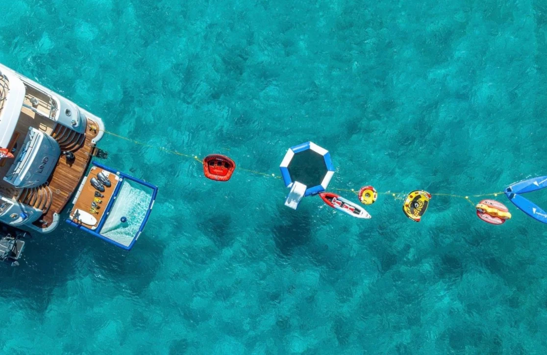 An image of Lind yacht
