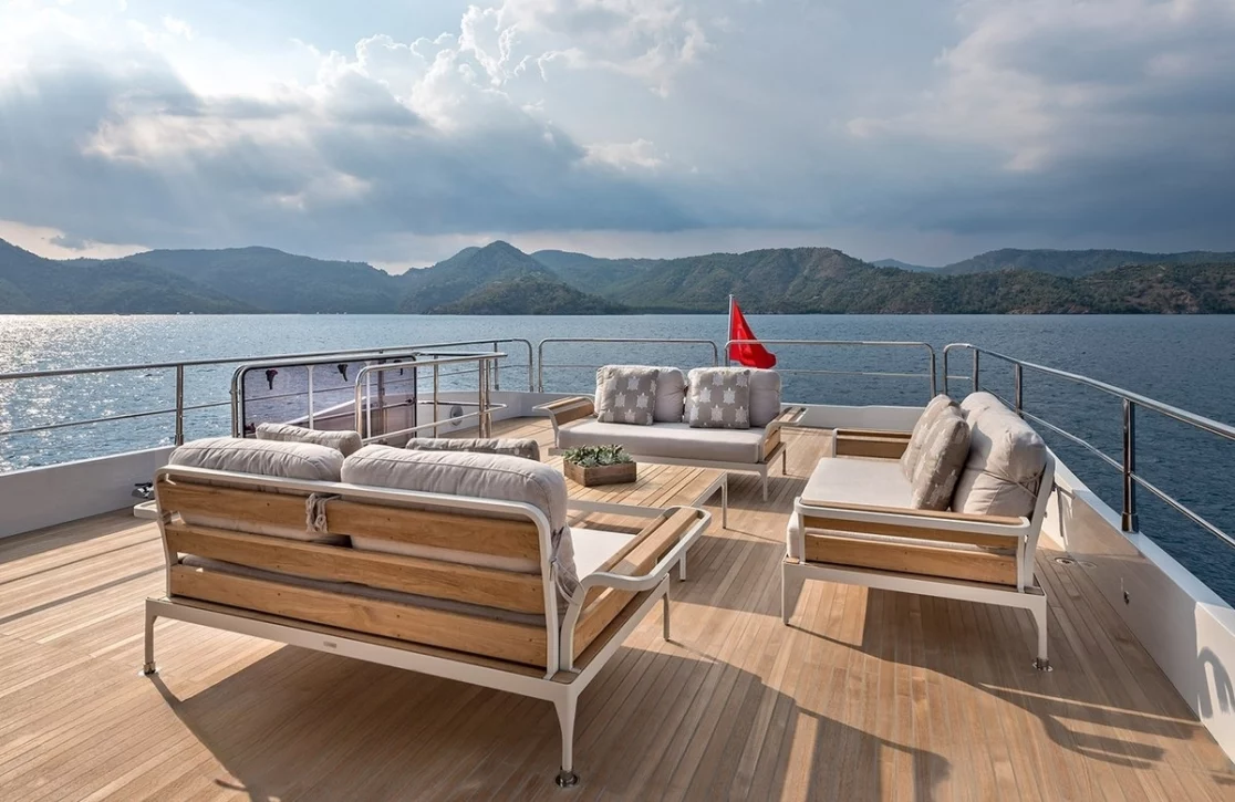 An image of Kamoka yacht