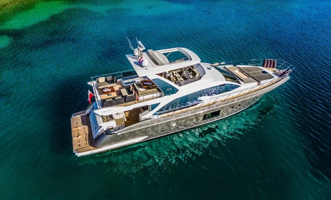 An image of Karat II yacht