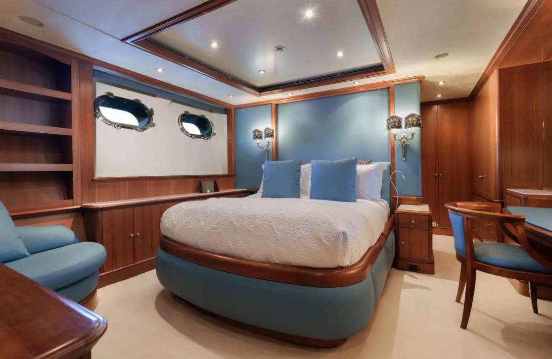 An image of Jo I yacht