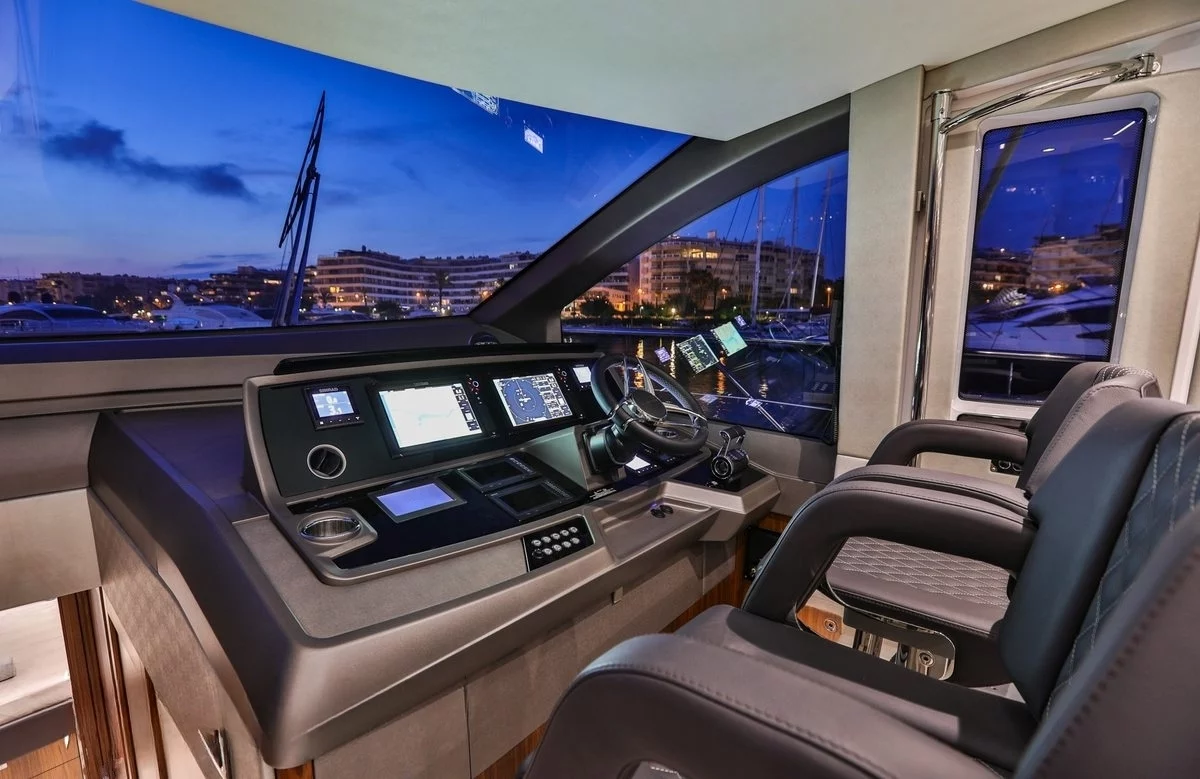 A preview of interior Bridge driving area