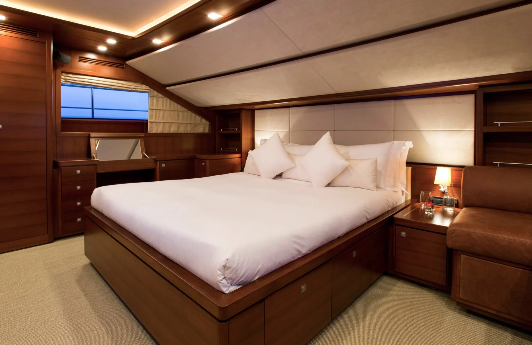 A preview of interior Bedroom cabin