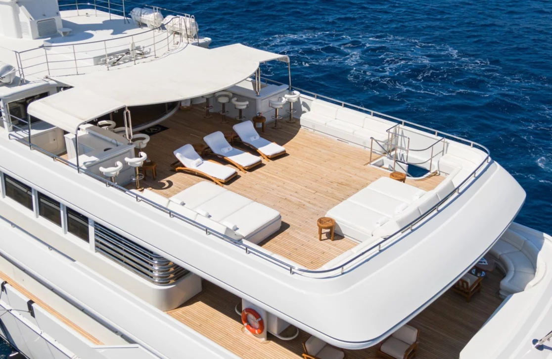 An image of Apogee yacht