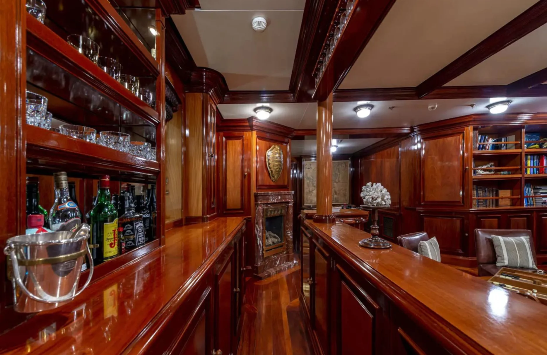 A preview of interior Bar or dance club