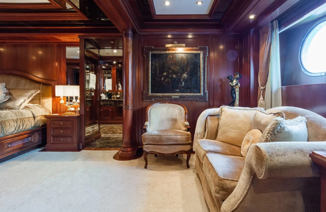 An image of Apogee yacht