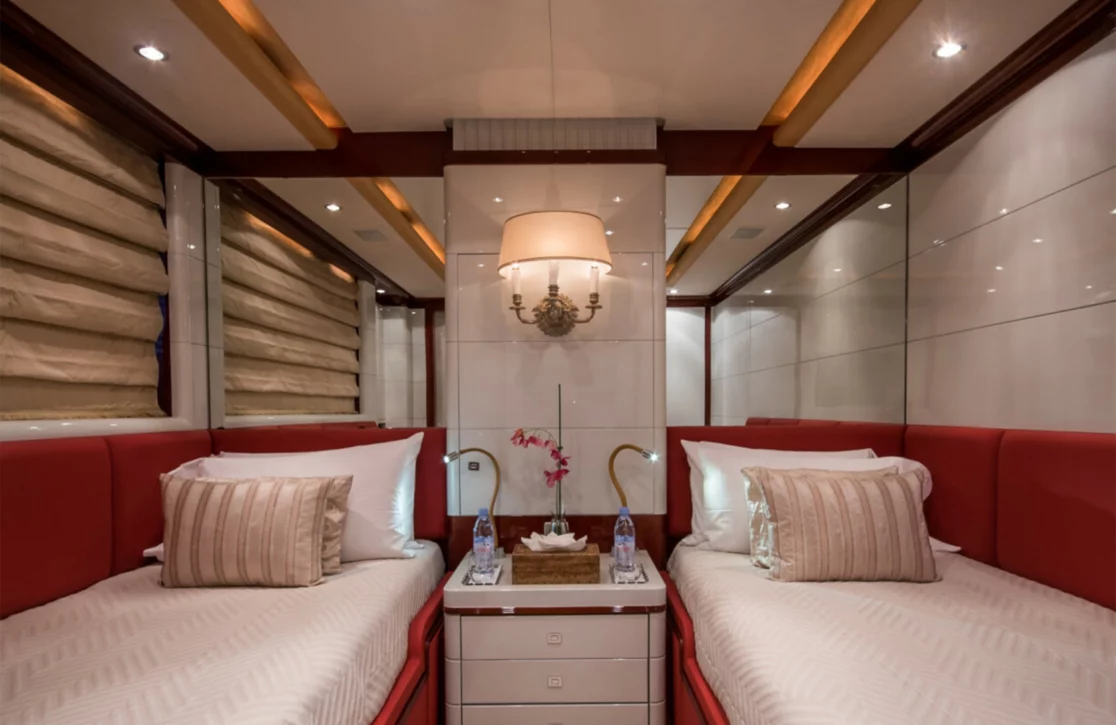 An image of Diane yacht