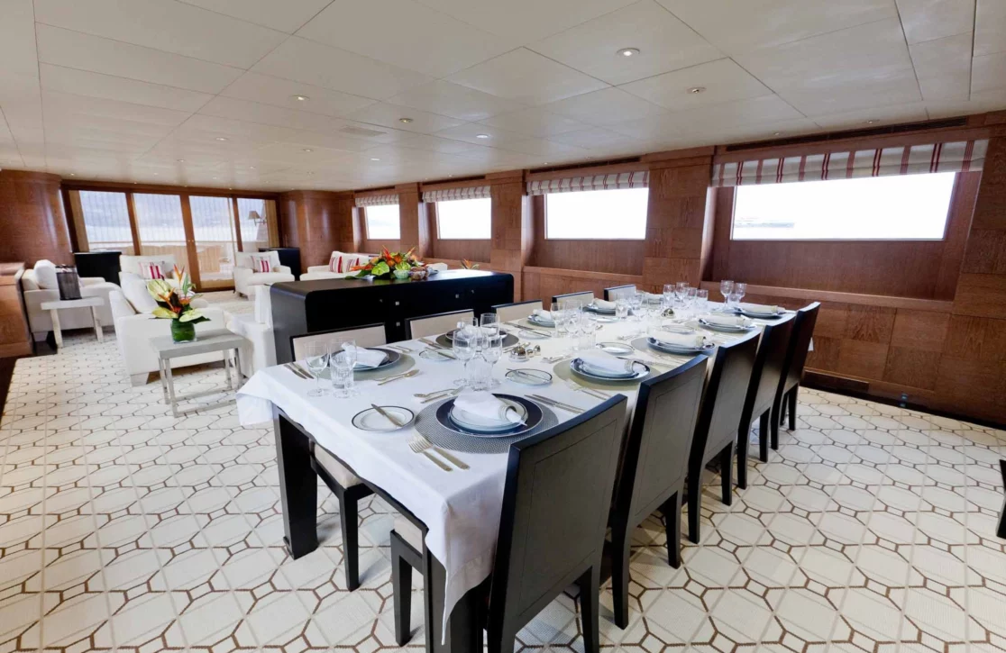 An image of Element yacht