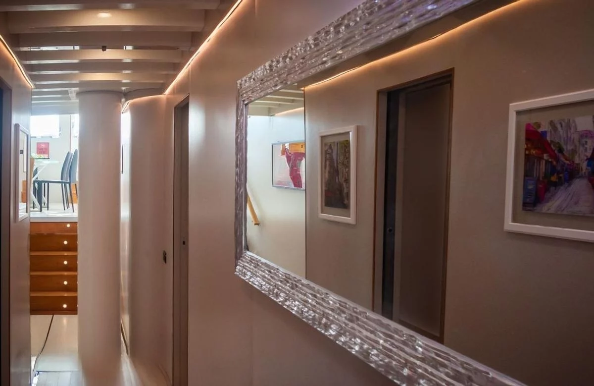 A preview of interior Hallway