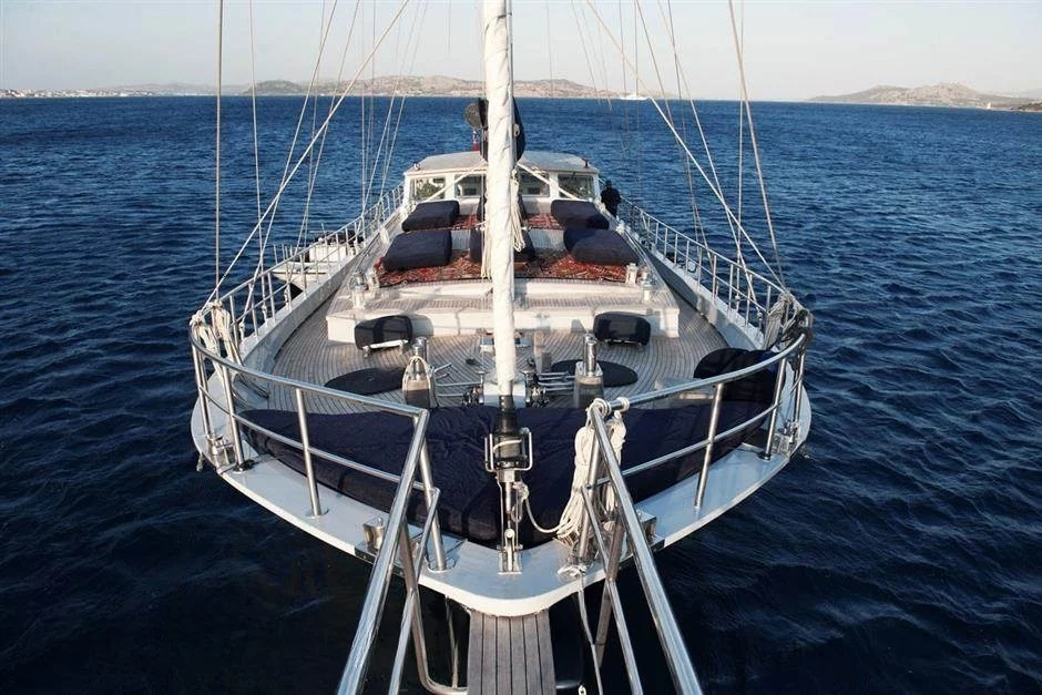 An image of La Mer yacht
