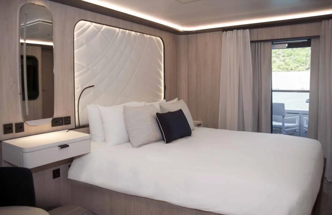 An image of Le Ponant yacht
