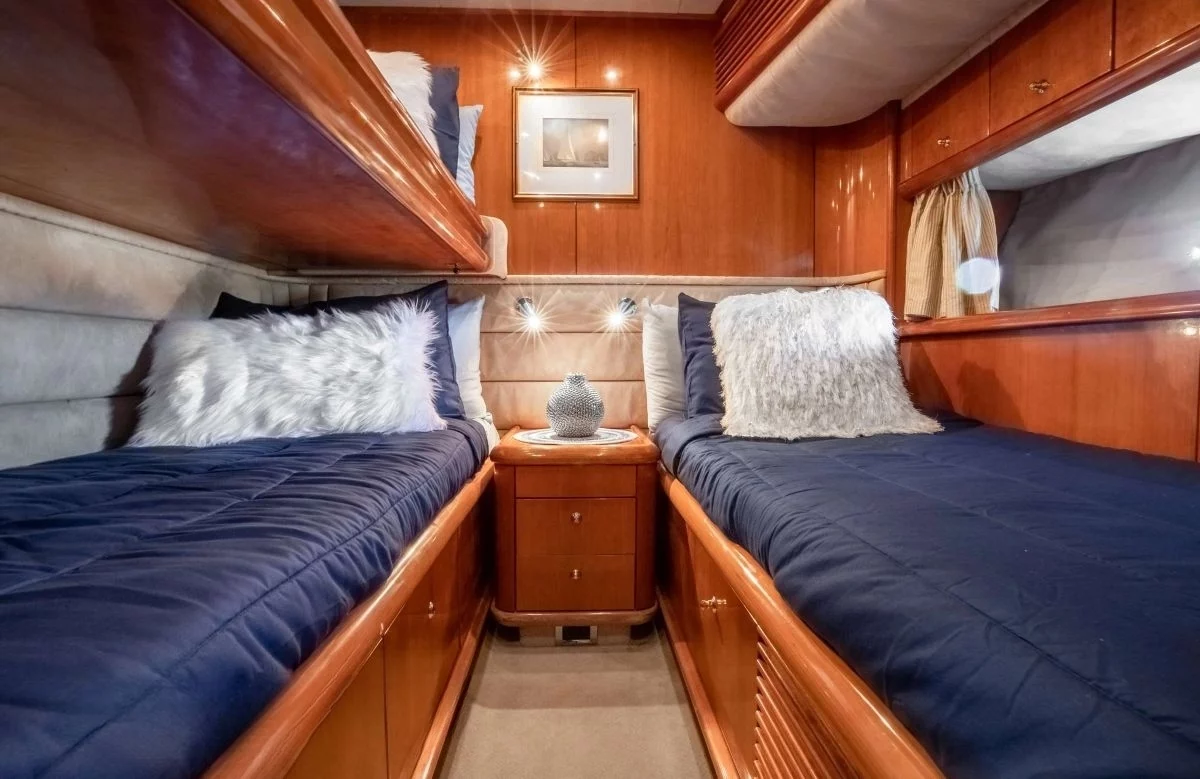 A preview of interior Bedroom cabin