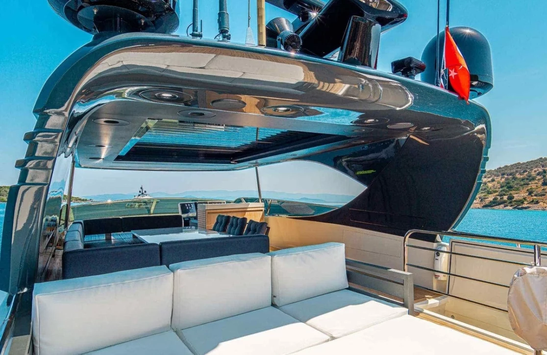 An image of Liberata yacht
