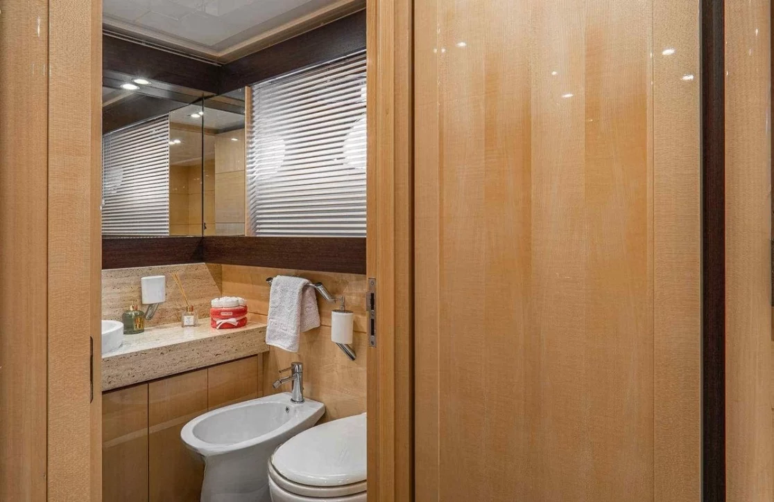 An image of Liberata yacht