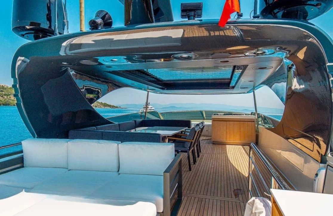 An image of Liberata yacht