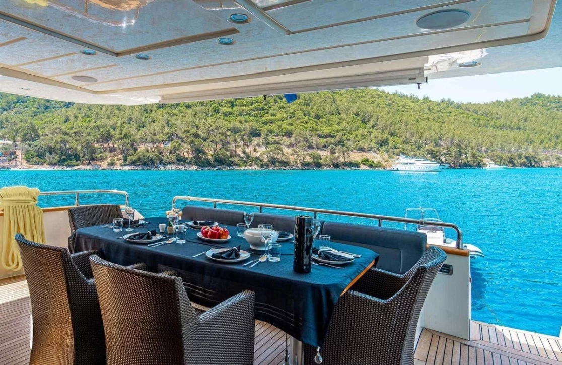 An image of Liberata yacht