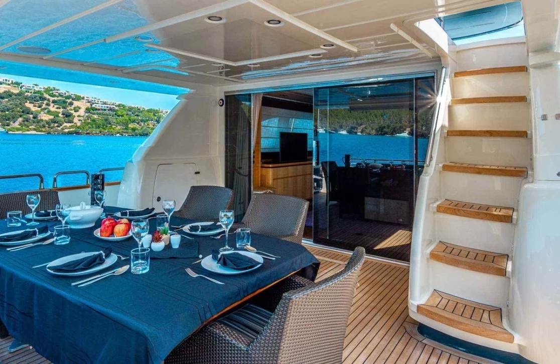 An image of Liberata yacht
