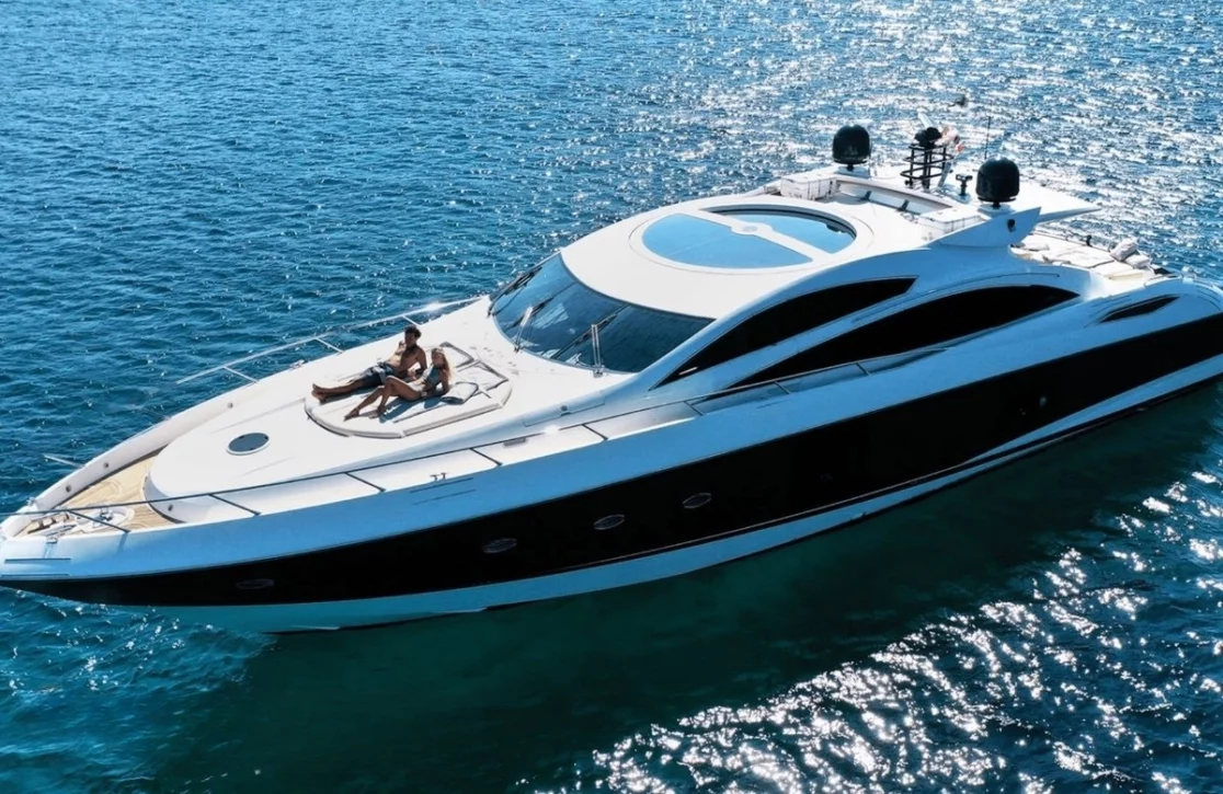 An image of Light Blue yacht