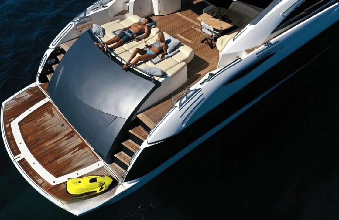 An image of Light Blue yacht