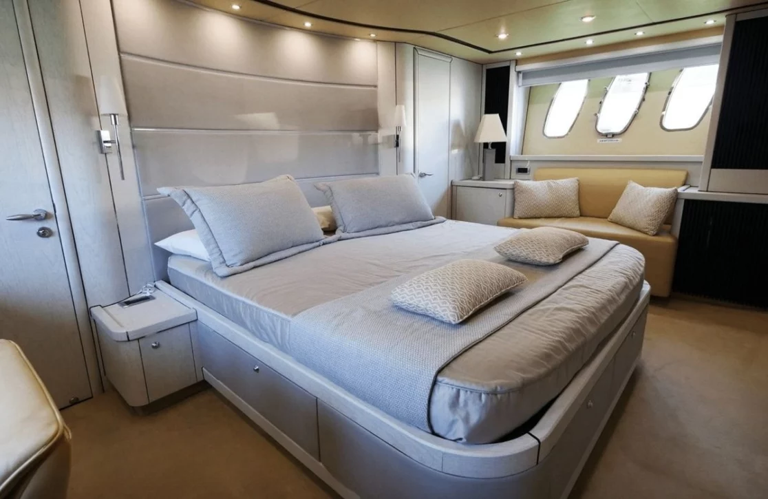 An image of Light Blue yacht