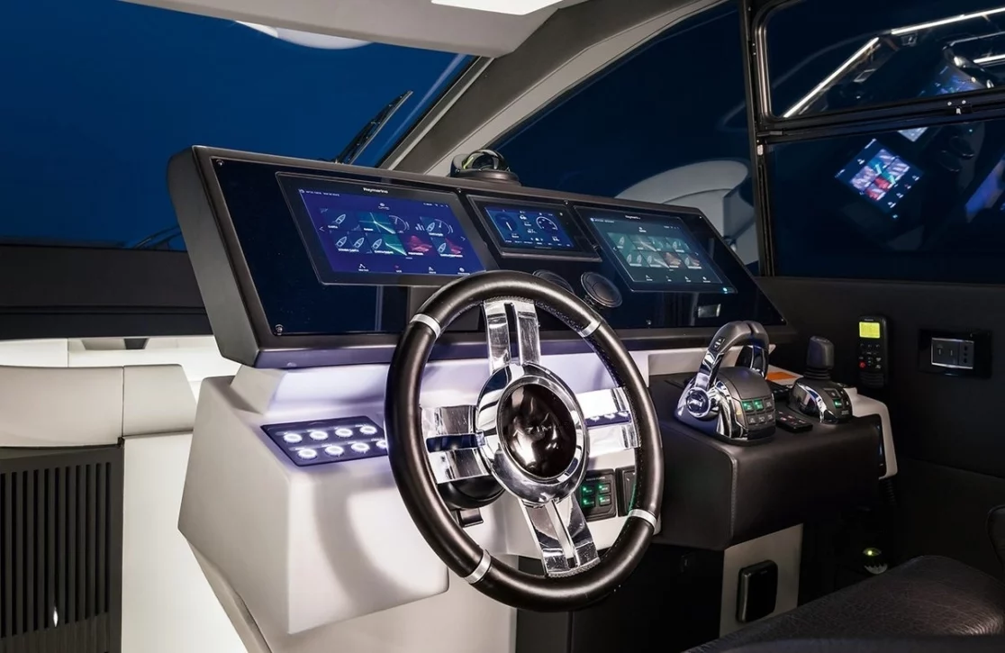 An image of Limitless yacht