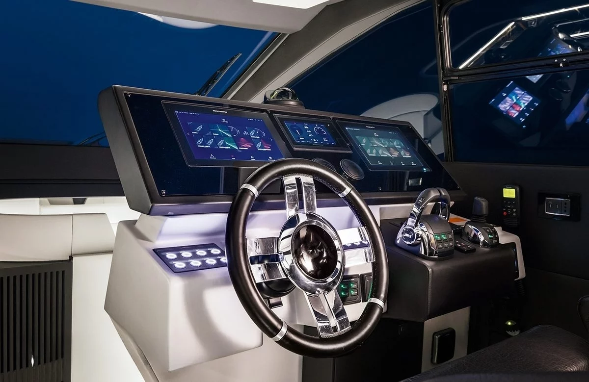 A preview of interior Bridge driving area