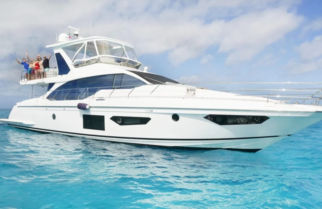 An image of Liquid Asset yacht