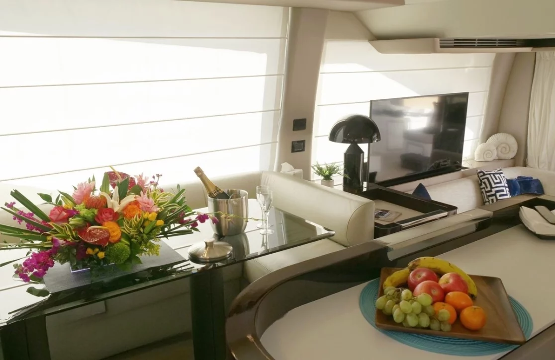 An image of Liquid Asset yacht