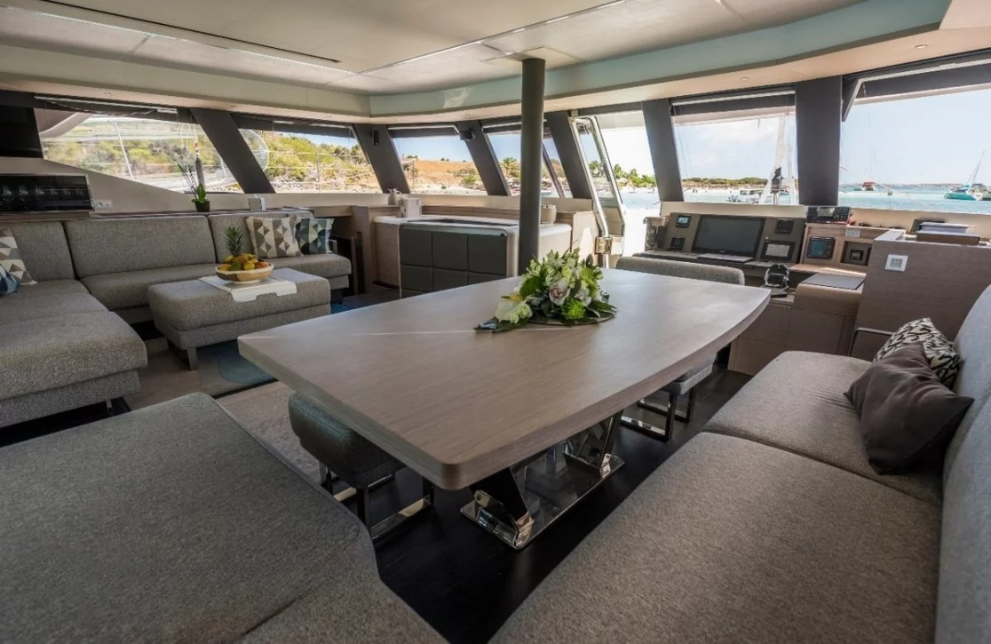 An image of Lisa Of The Seas yacht