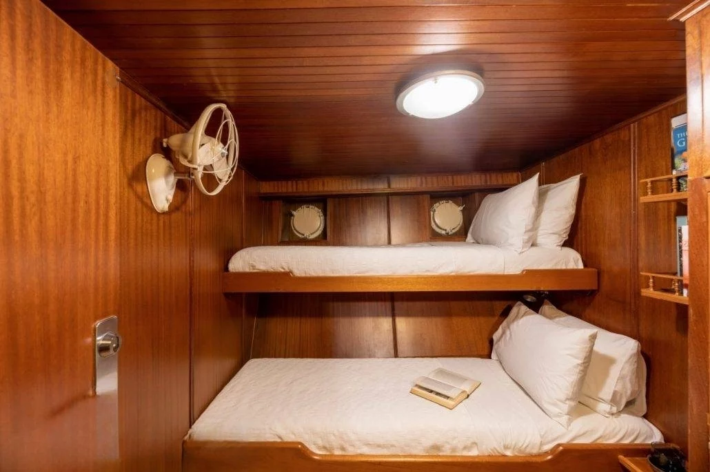 An image of Ciutadella yacht