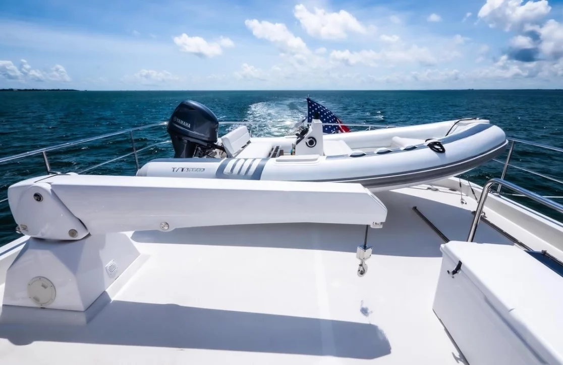 An image of Live Mas yacht