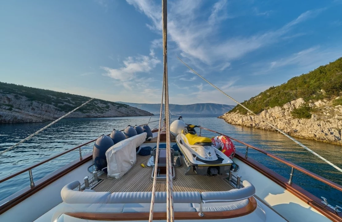 An image of Lotus yacht