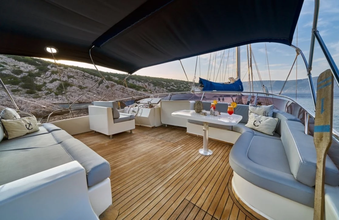 An image of Lotus yacht
