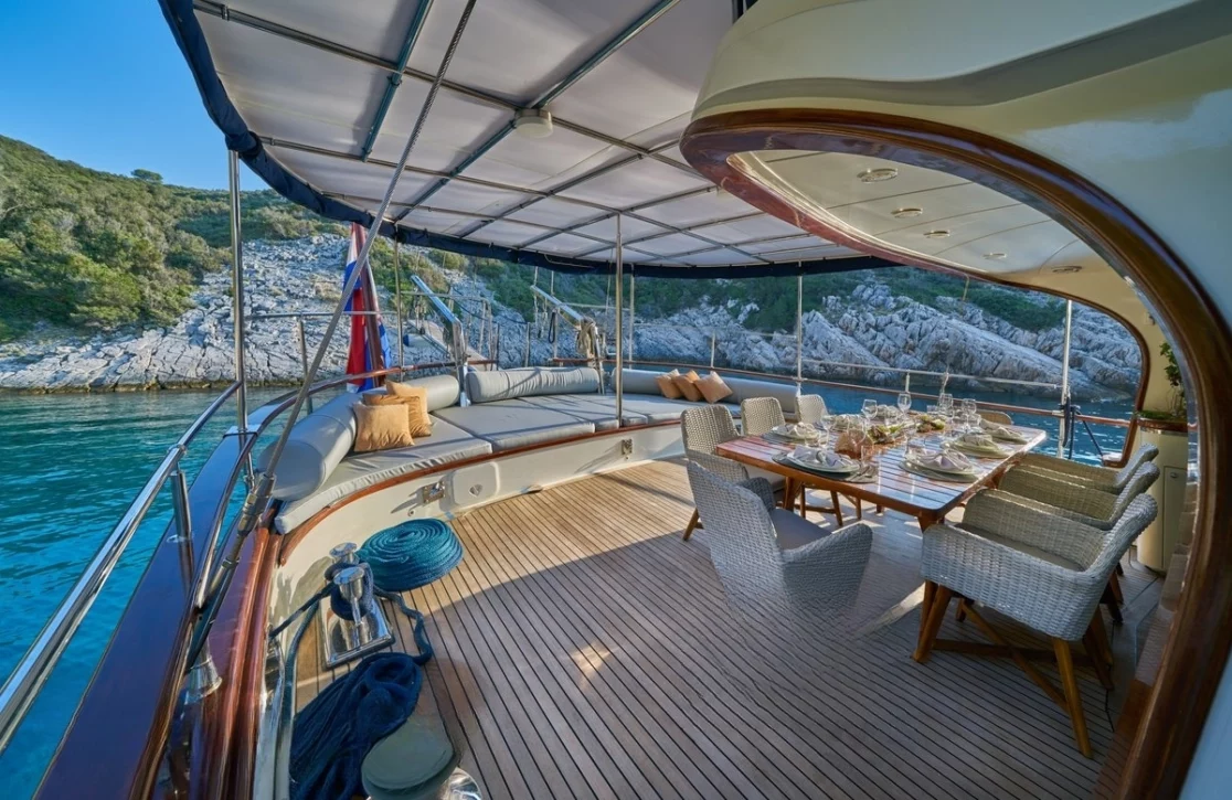 An image of Lotus yacht